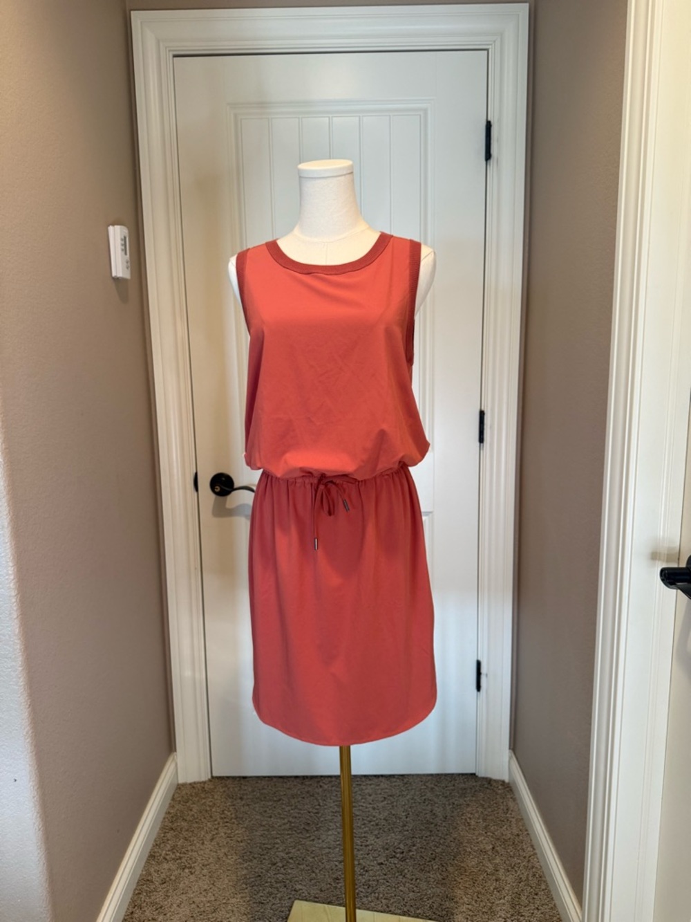 Athleta Rincon Dress in etruscan red. - Picture 2 of 5